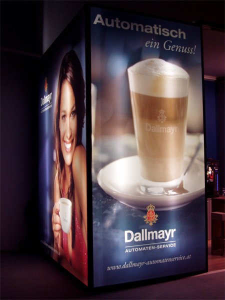 Messestand Dallmayr Juni 2008 mit Leuchtw�nden