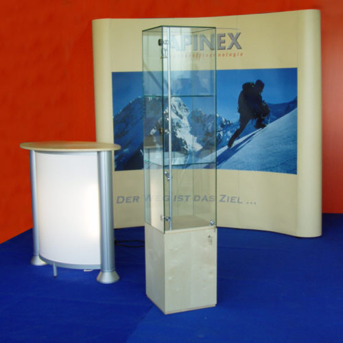 Messestand mit Display Dinslaken, Leuchttheke Laage und Vitrine Viernheim