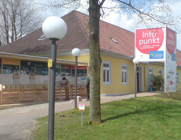 Landesgartenschau Infopoint, Wegweiser,Theken, Stellw�nde