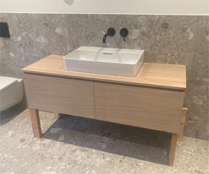 Bad Einbauschrank Eiche weiß gebeizt